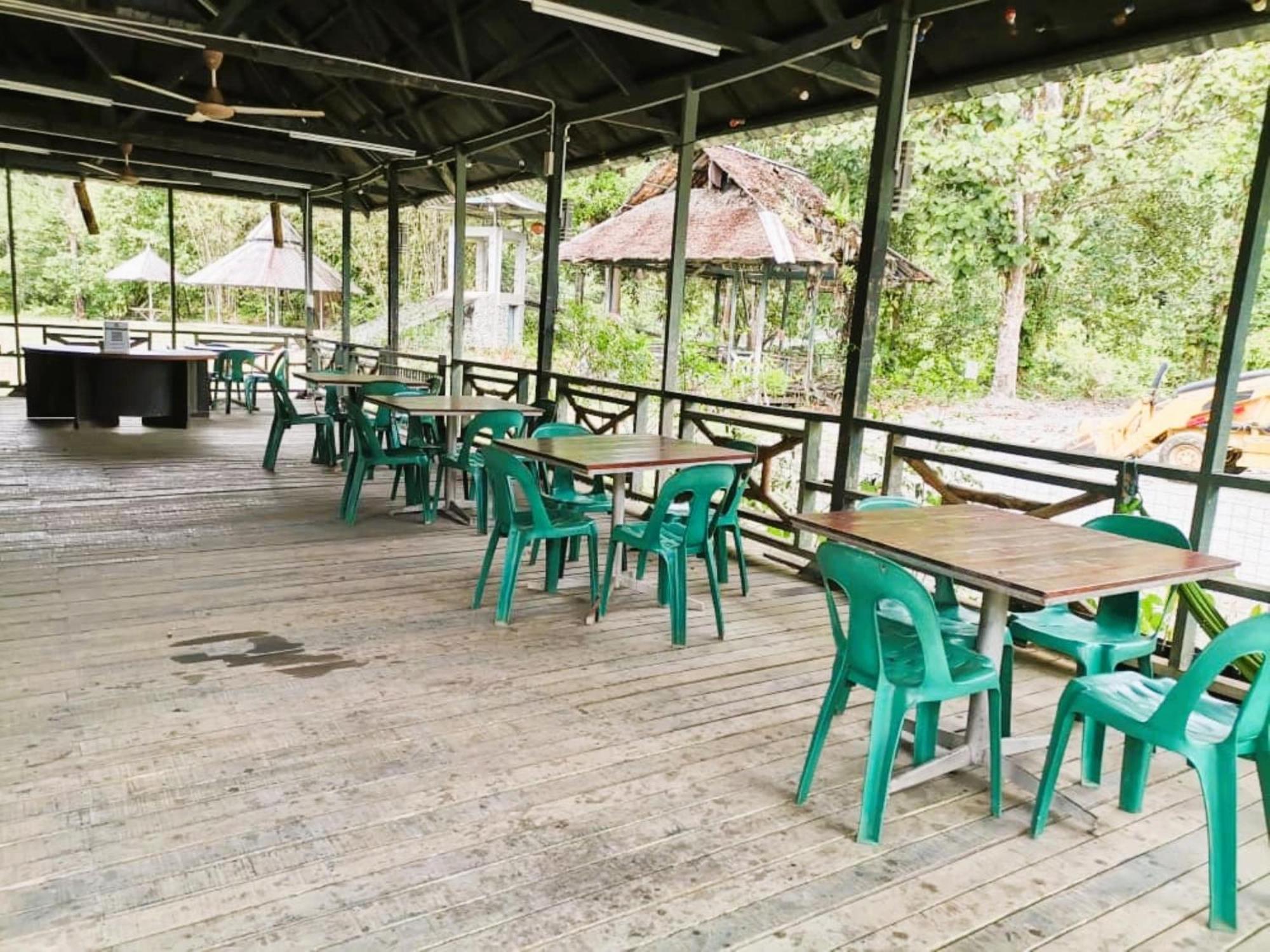 Oyo Home 90491 Flinstone Lodge Kota Kinabalu Bagian luar foto